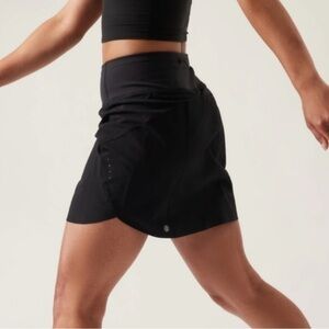 Athleta Run With It 14’’ Black Skort Size XL